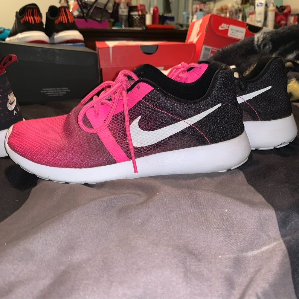 Nike shoes